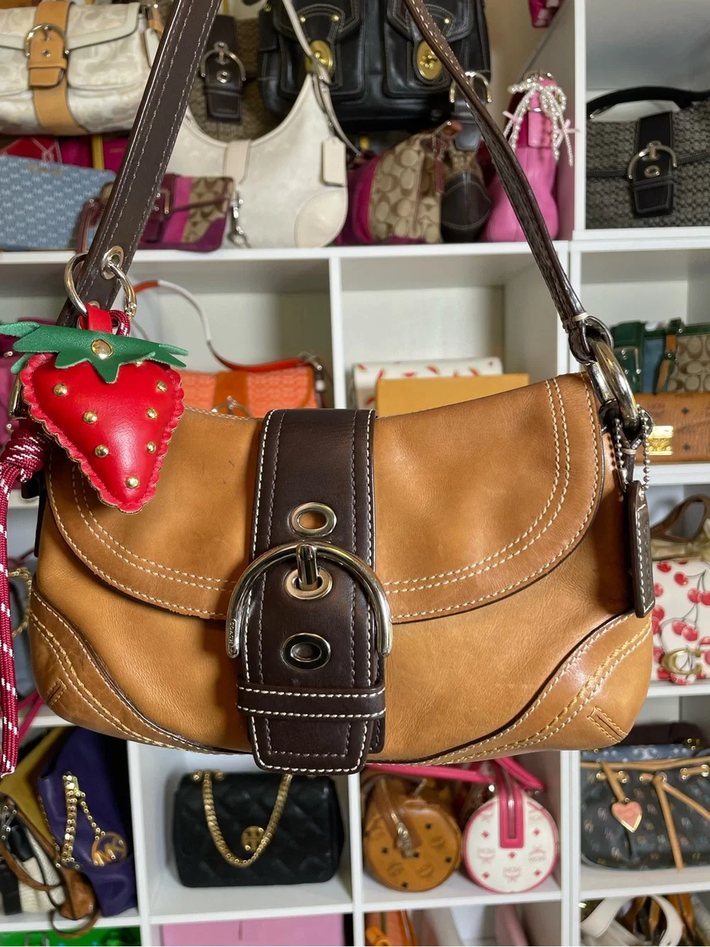 Coach Y2K Brown Duo-Tone Leather Soho  Shoulder Bag 🍓 🍫- F10909